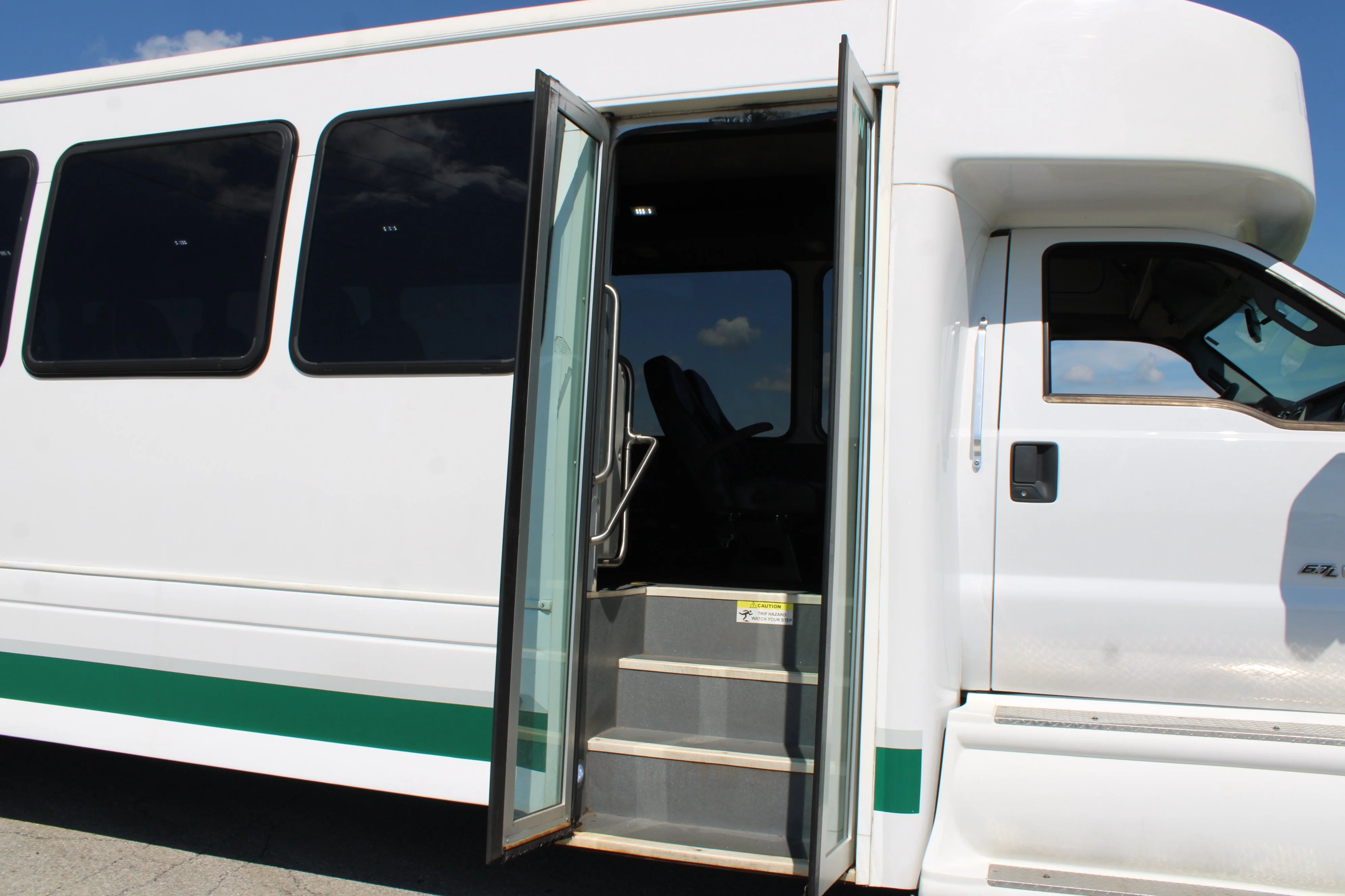 Used 2021 Oxford White Ford Base image 14