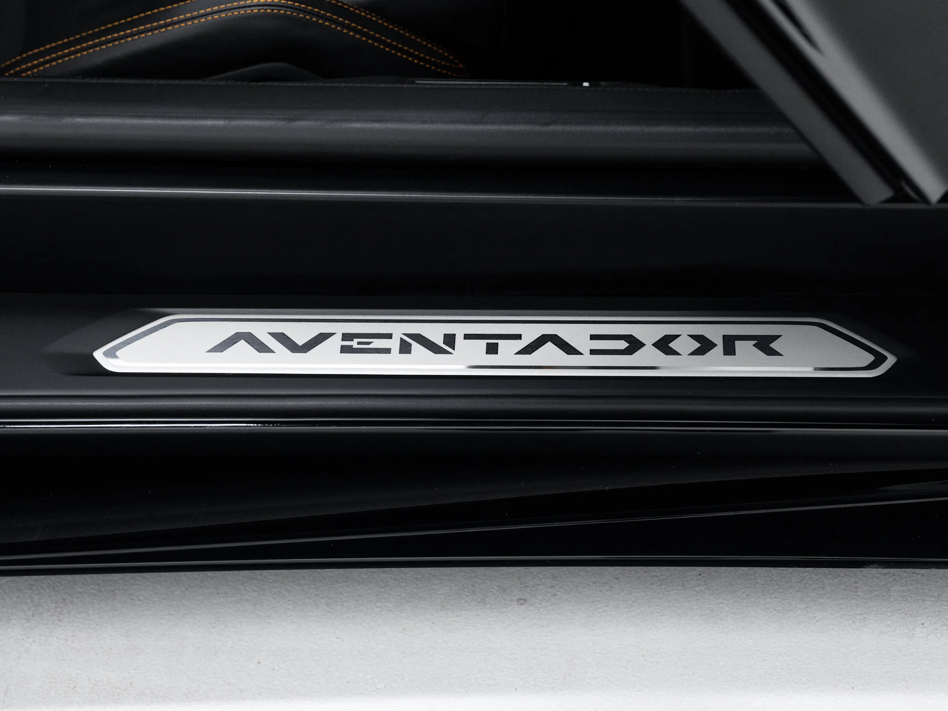 Used 2014  Lamborghini LP700-4 image 41