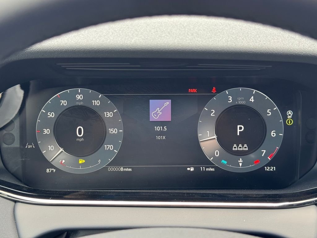 New 2026 Arroios Grey Land Rover  image 21