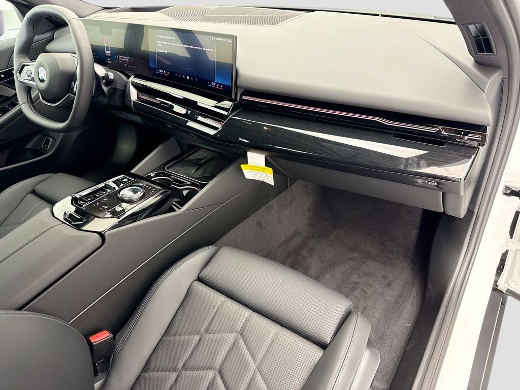 Used 2026 White Metallic BMW 530i image 16