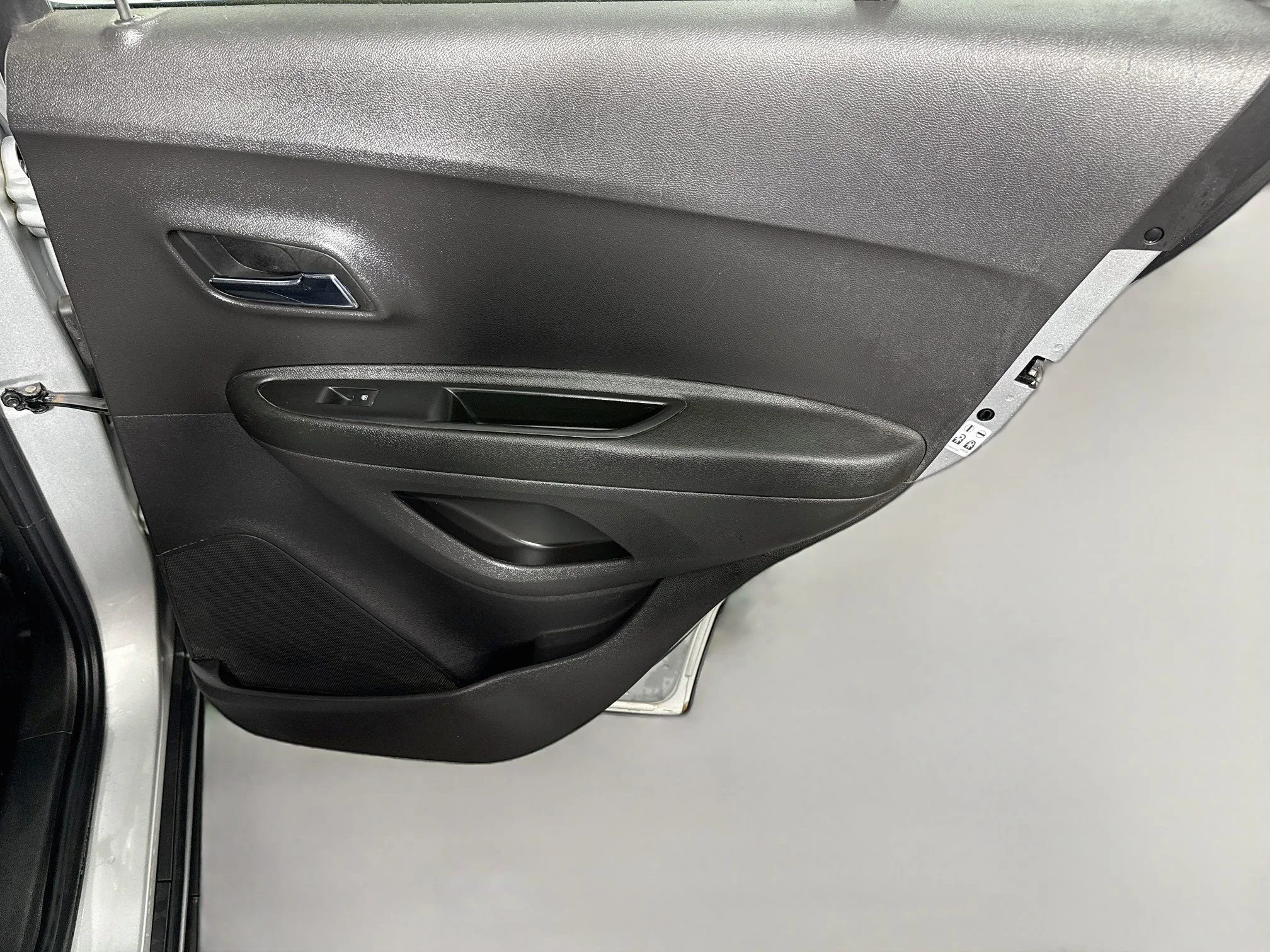 Used 2019 Silver Ice Metallic Chevrolet LS image 22