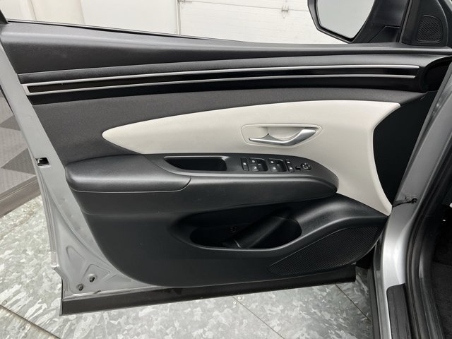 Used 2023 Shimmering Silver Hyundai SEL image 8