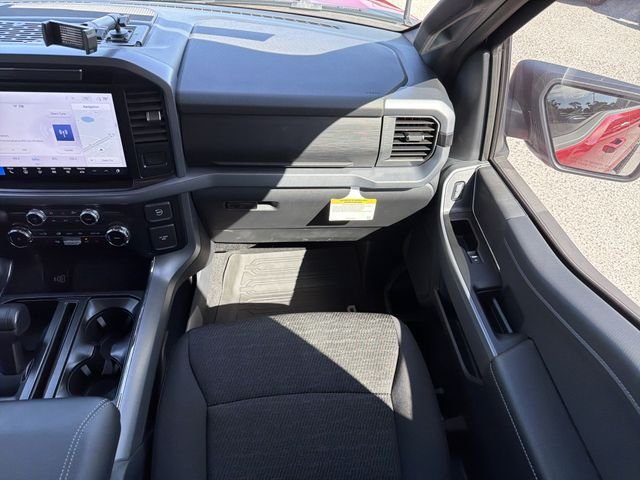 Used 2025 Red Ford XLT image 16