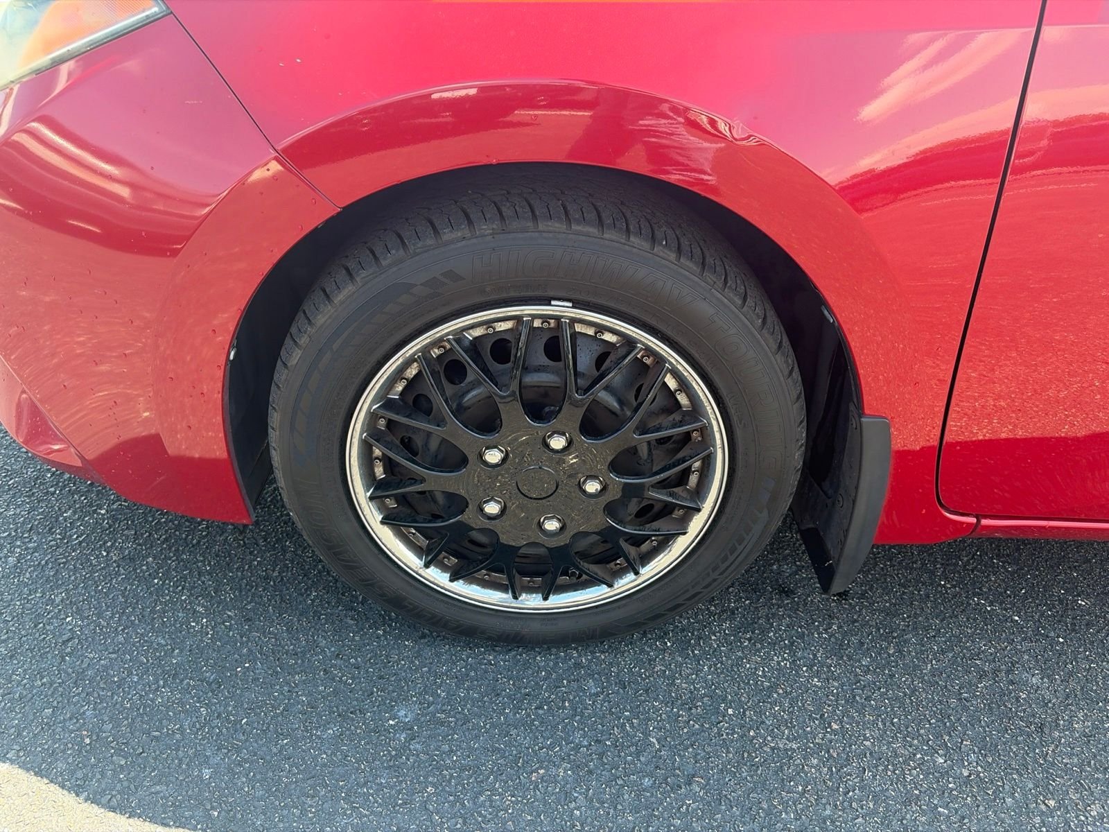 Used 2016 Red Toyota LE image 12