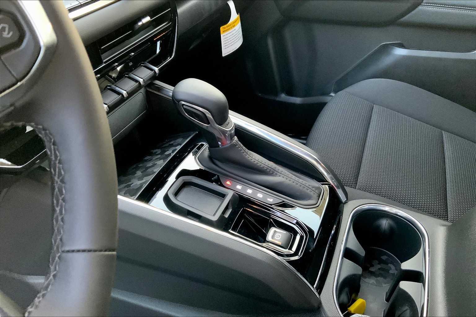 2026 GMC Canyon Elevation - Photo 6