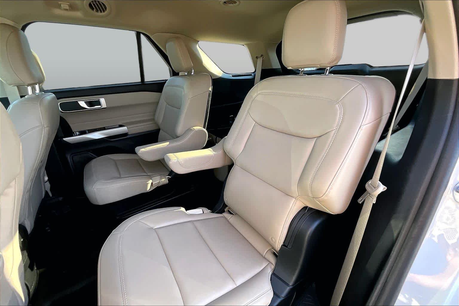 Used 2024 Oxford White Ford XLT image 20