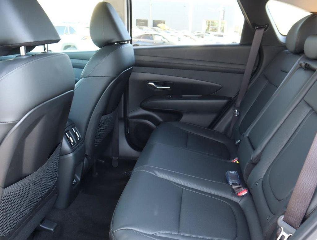 New 2026 White Hyundai SEL Convenience image 20
