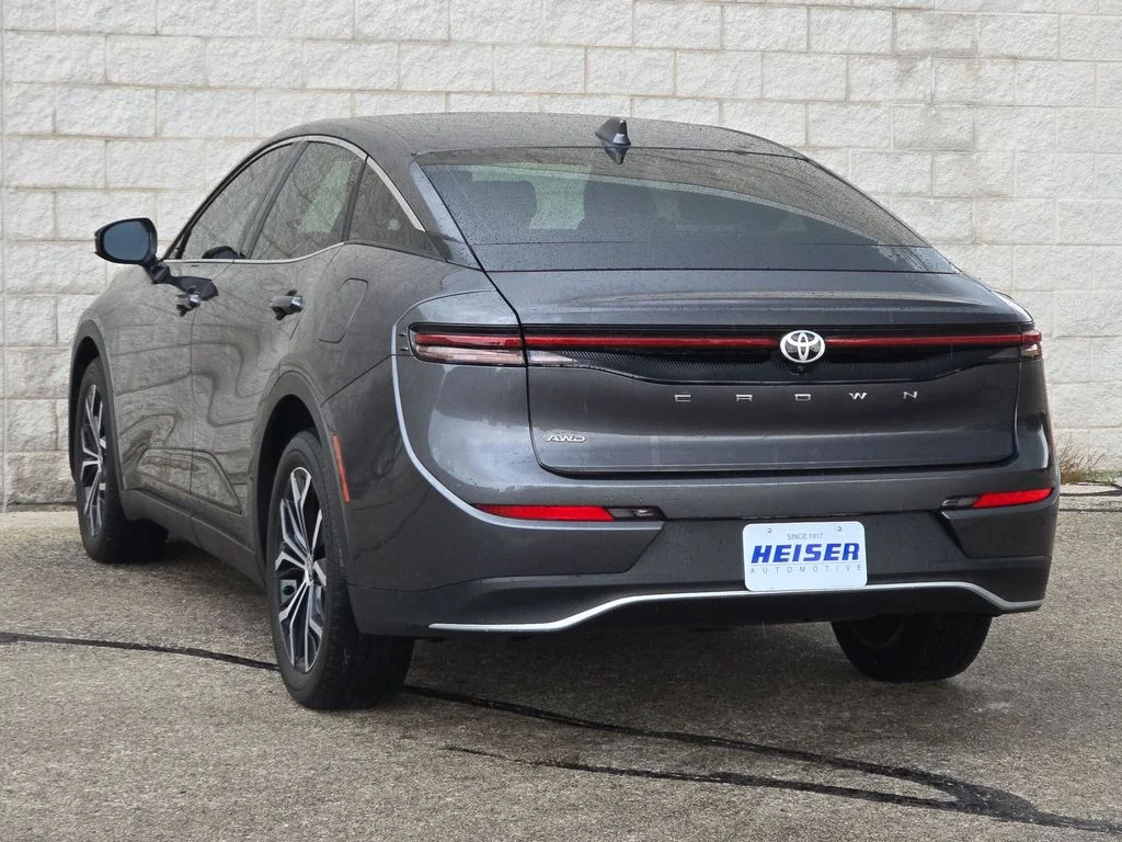Used 2023 Gray Toyota XLE image 11