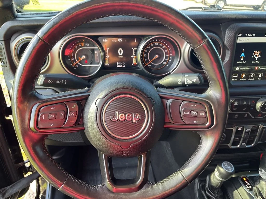 Used 2020 Black Jeep Sport image 17