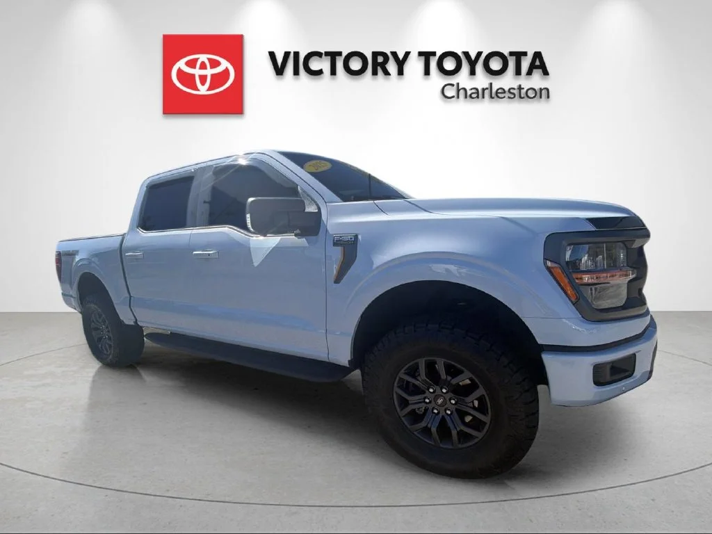 Used 2025 White Ford Tremor image 5