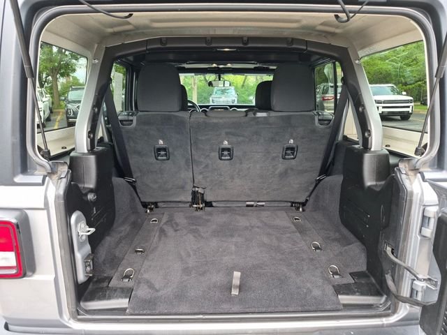 Used 2021 Silver Jeep Unlimited Sport image 23