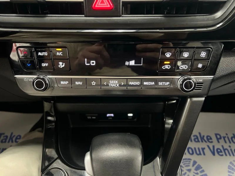 Used 2024 Gray Kia S image 27