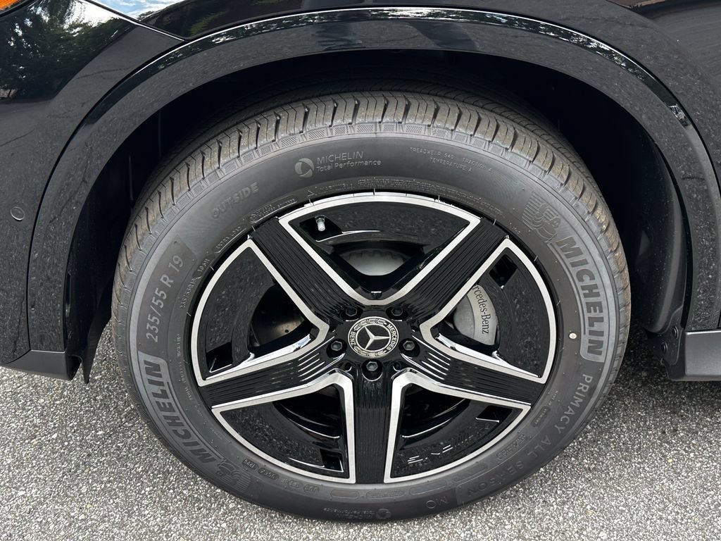New 2026 Black Mercedes-Benz GLC 300 image 51