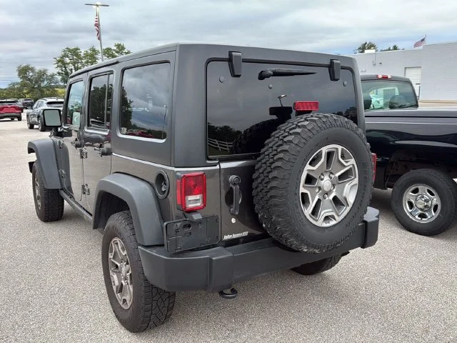Used 2017 Crystal Metallic Jeep Unlimited Rubicon image 8