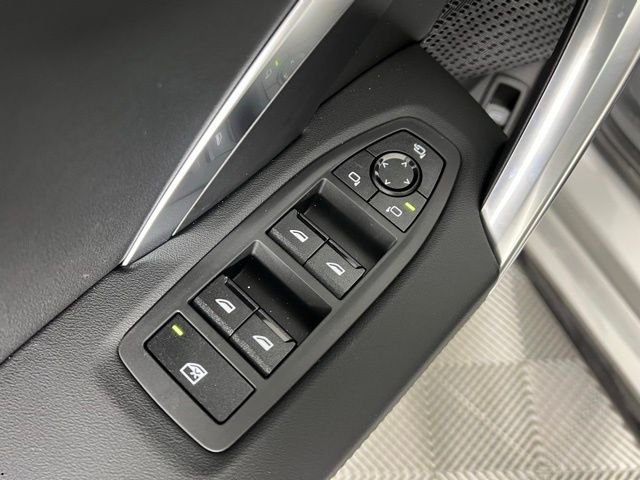 New 2026 Silver BMW xDrive28i image 19