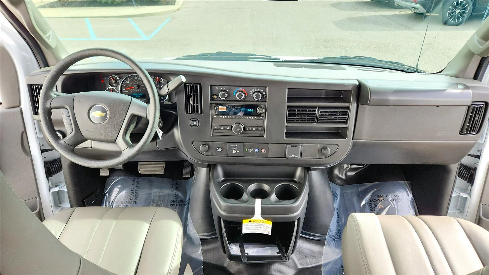 2025 Chevrolet Express Cargo Work Van - Photo 26