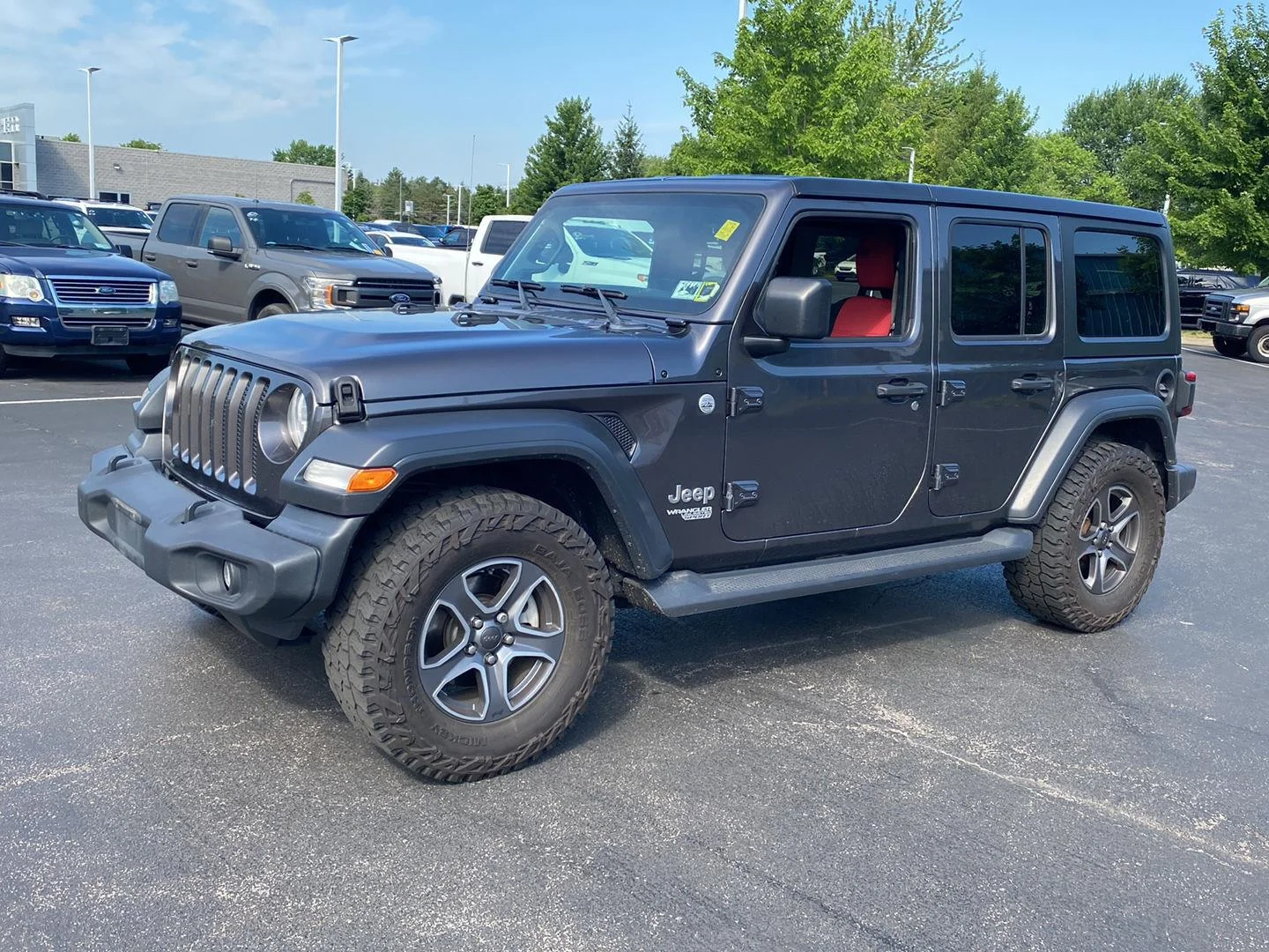 Used 2018 Granite Crystal Metallic Clearcoat Jeep Sport S image 6