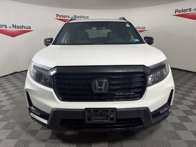 Certified Used 2024 Platinum White Pearl Honda Black Edition image 2