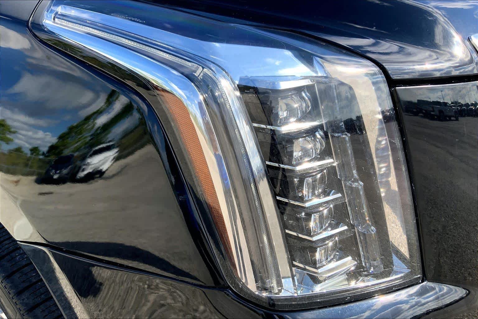 Used 2015 Black Raven Cadillac Premium image 27