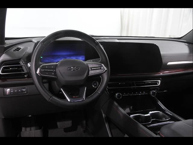 Certified Used 2024 Radiant Red Tintcoat Chevrolet Z71 image 7