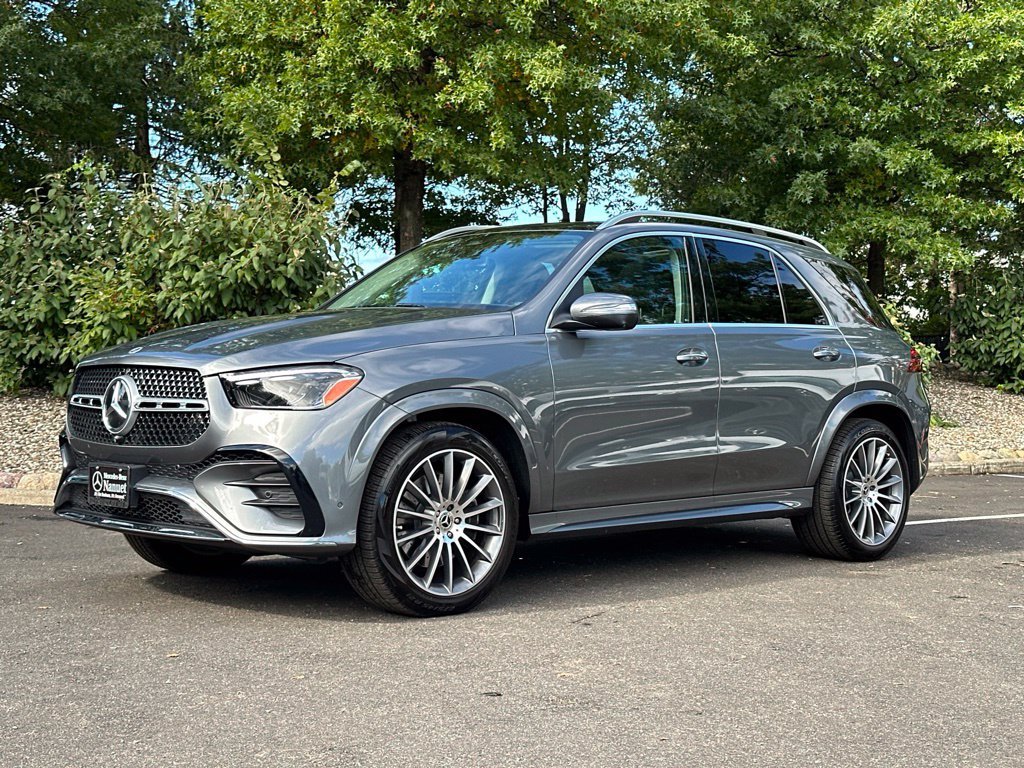 Certified Used 2025 Black Mercedes-Benz GLE 350 image 1