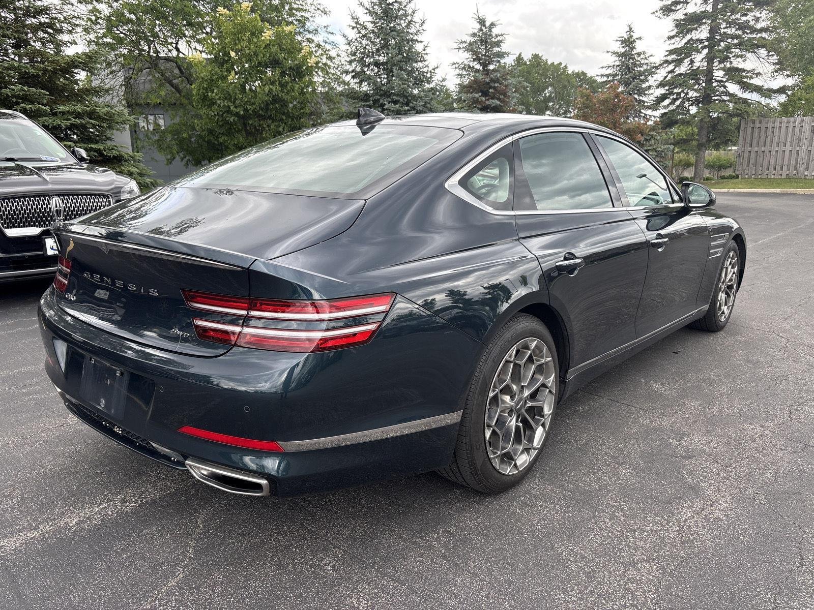 Used 2021 Tasman Blue Genesis 2.5T image 25