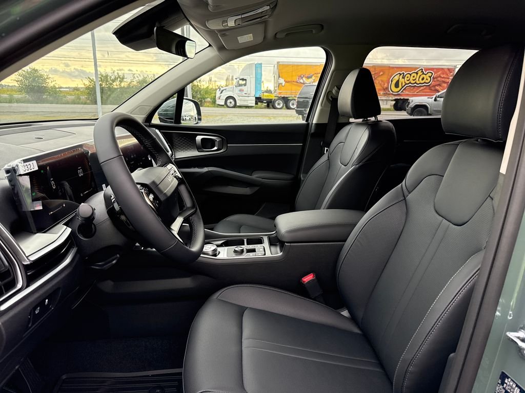 New 2026 Cityscape Green Kia EX image 16