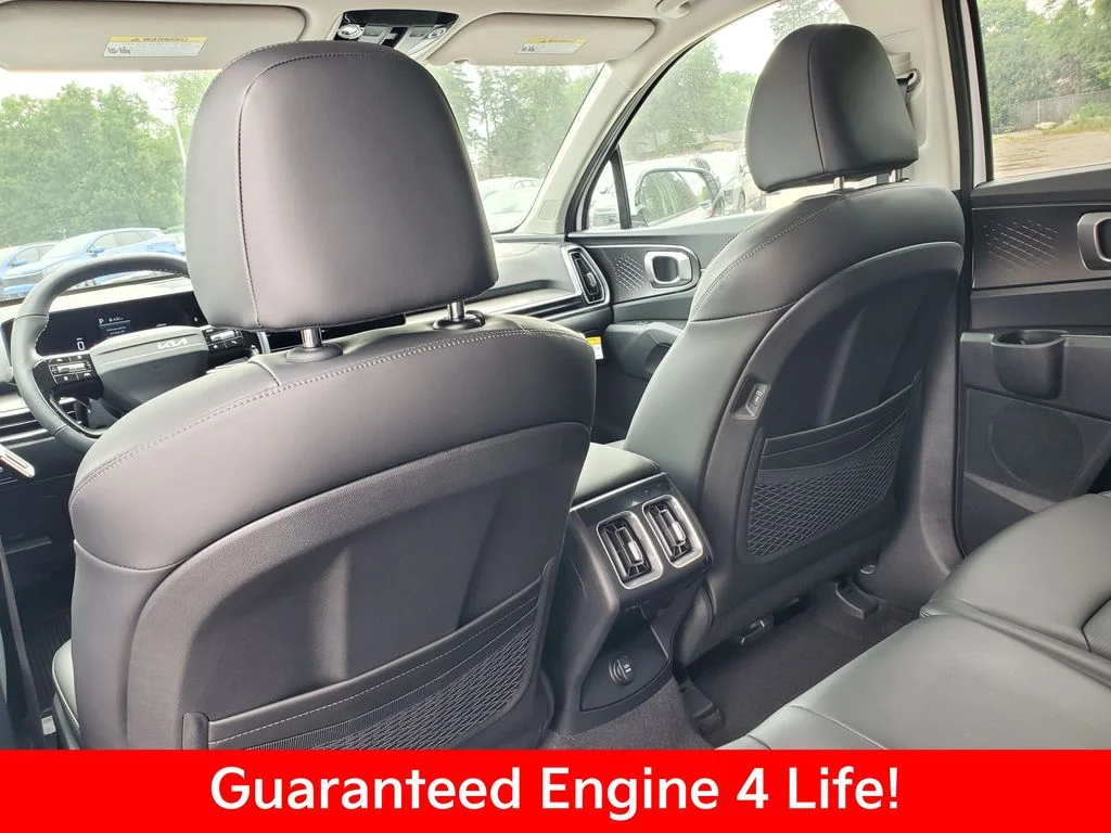 New 2026 Glacial White Pearl Kia S image 32