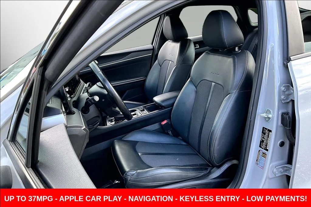 Used 2023 Gray Kia GT-Line image 23