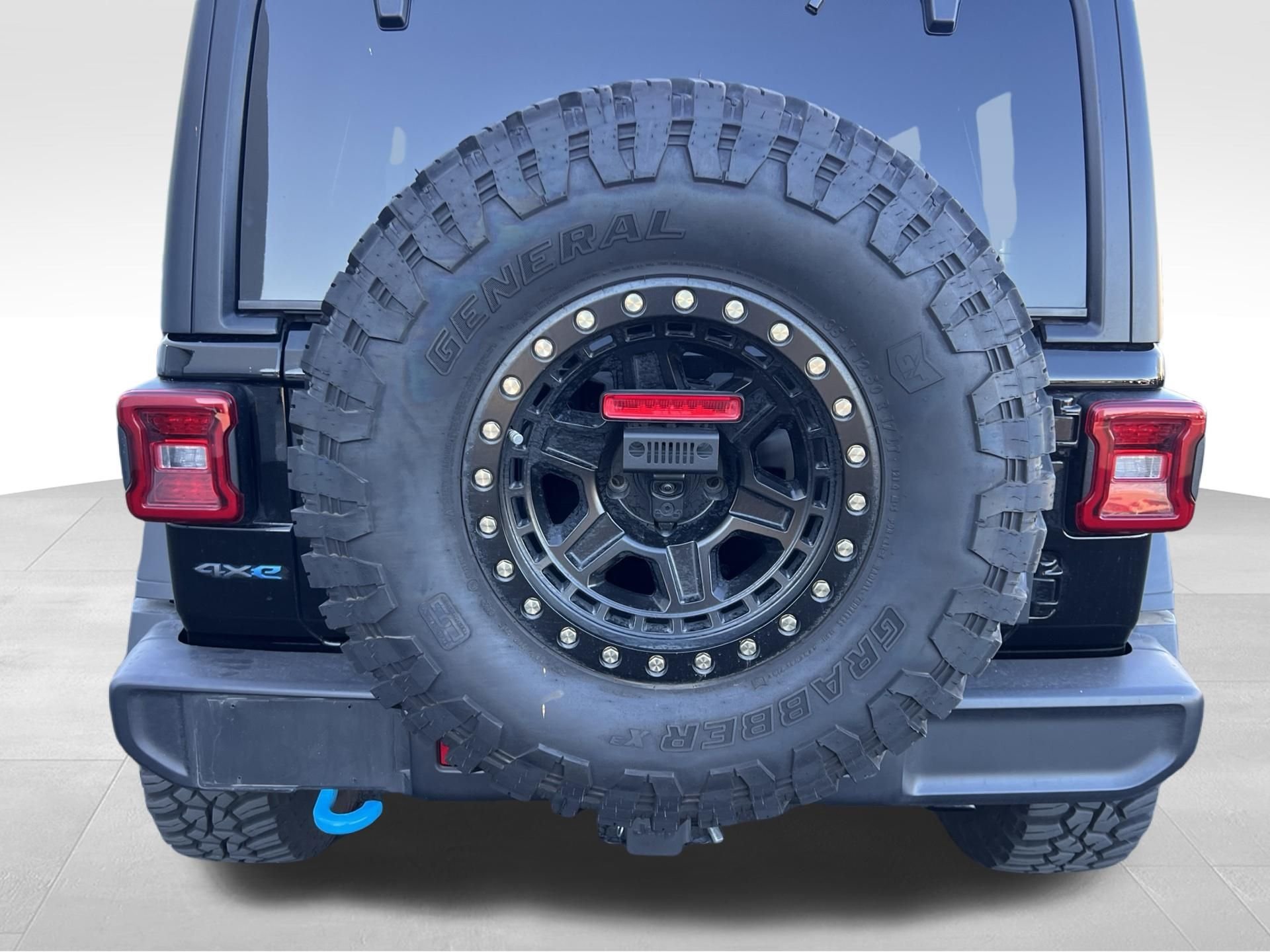 Used 2022 Black Jeep Unlimited Rubicon 4xe image 13