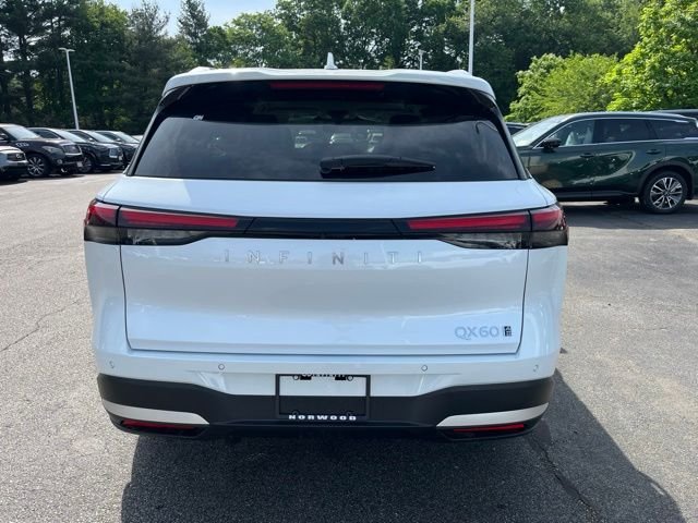 New 2027 White INFINITI Luxe AWD image 4