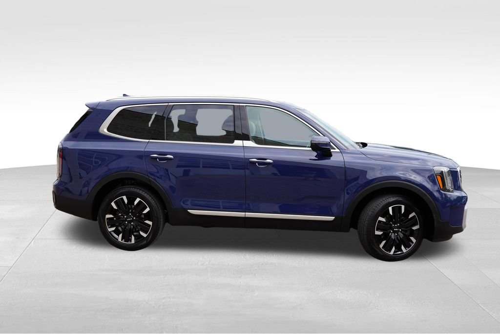 Used 2024 Midnight Lake Blue Kia SX image 3