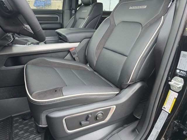New 2026 Diamond Black Crystal Pearl-Coat Exterior Paint RAM Laramie image 6