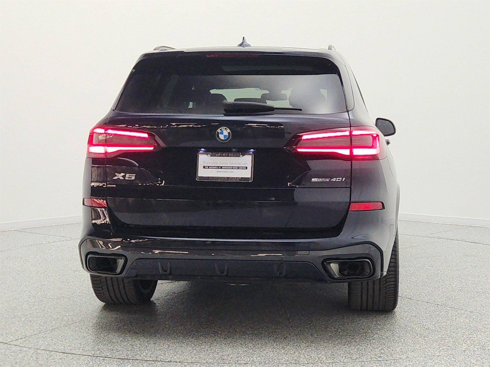 Used 2023 Carbon Black Metallic BMW sDrive40i Sports Activity Vehicle image 6