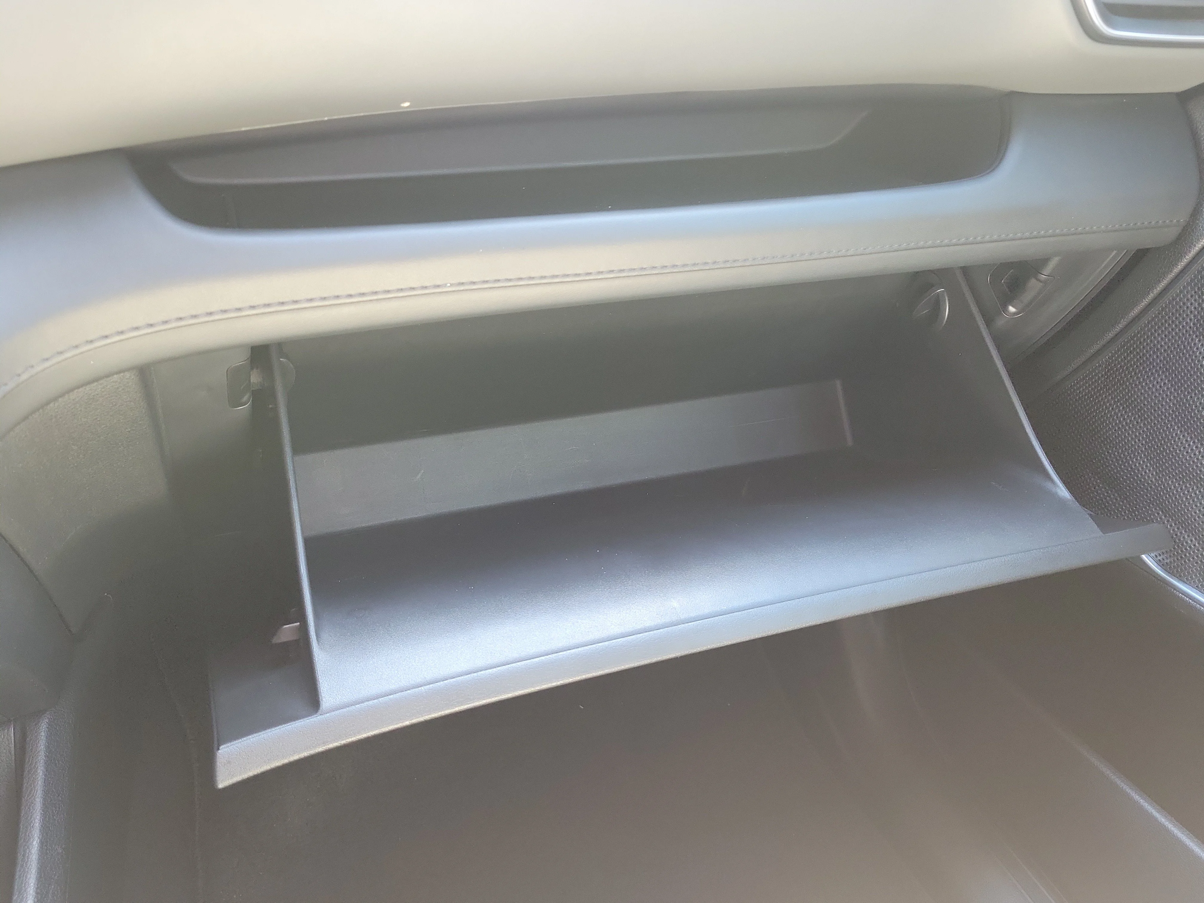 Used 2021 Shimmering Silver Hyundai SEL image 30