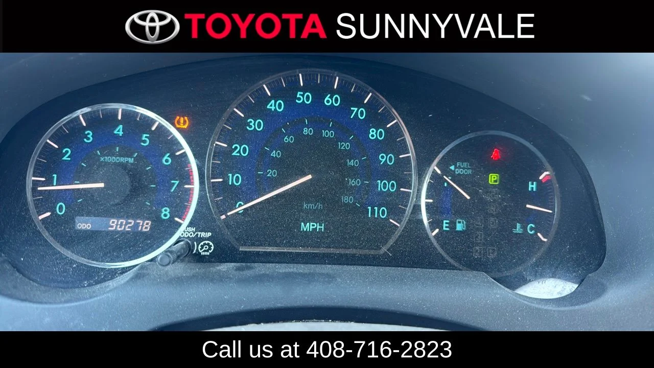 Used 2008 Beige Toyota LE image 3
