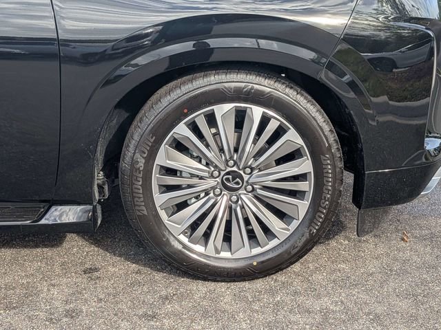 New 2026 BLACK OBSIDIAN INFINITI Luxe 2WD image 11