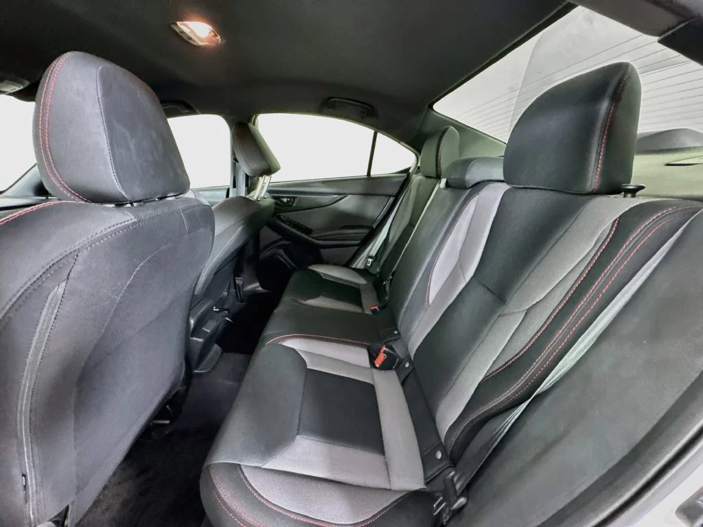 Used 2024 White Subaru Base image 25