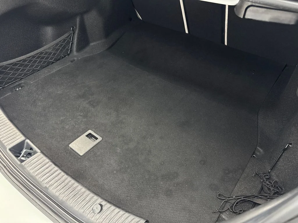 Used 2016  Mercedes-Benz C 300 image 73