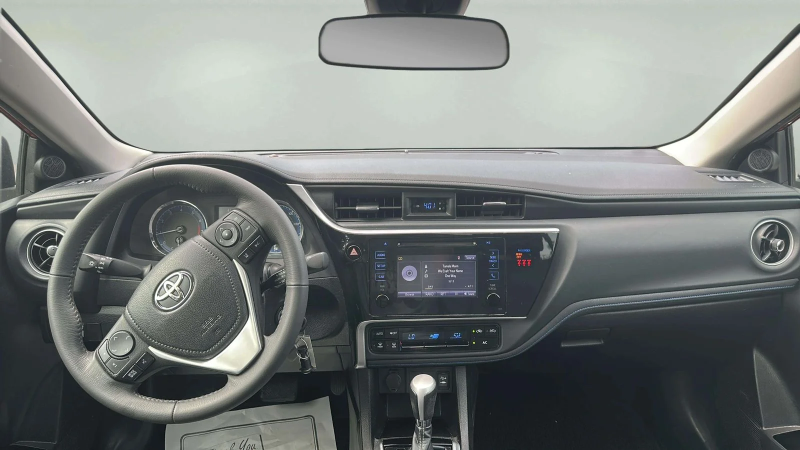 Used 2018 Red Toyota SE image 21