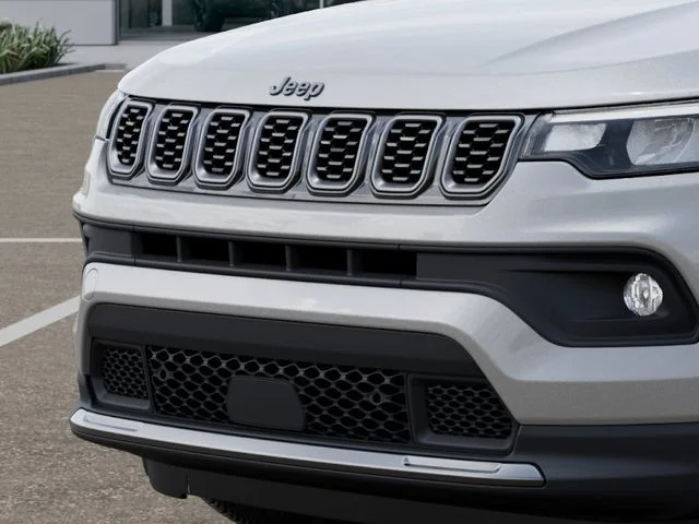 New 2026 Silver Zynith Metallic Clearcoat Jeep Latitude image 11