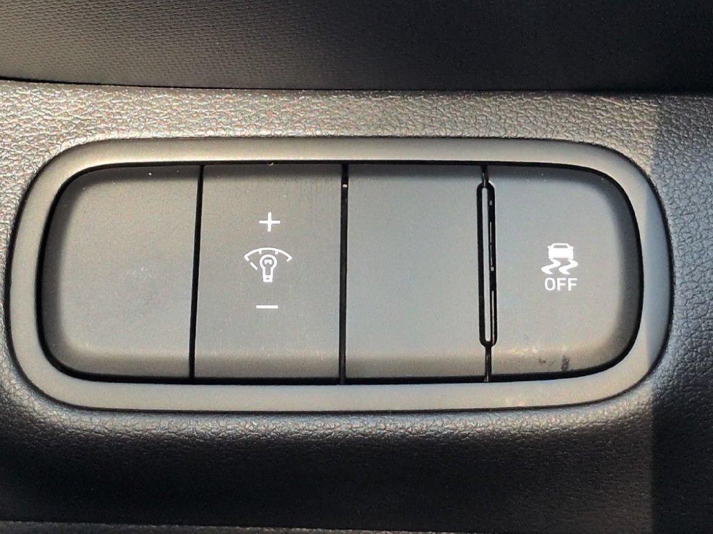 New 2026 Gray Hyundai SEL image 36