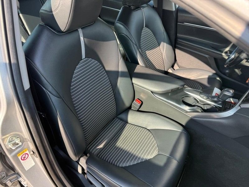 Used 2019 Celestial Silver Metallic Toyota SE image 11