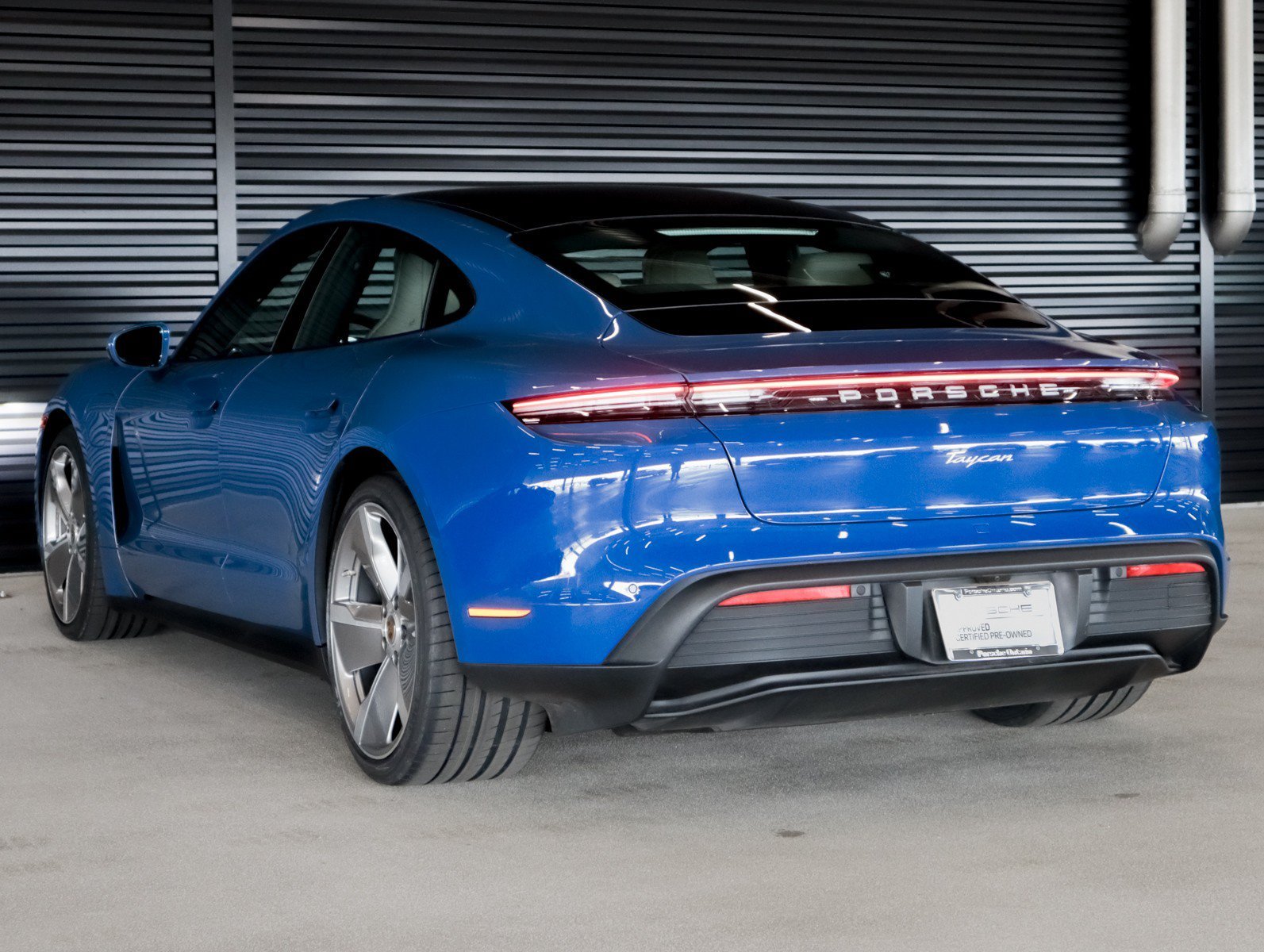 Certified Used 2023 Neptune Blue Porsche  image 3
