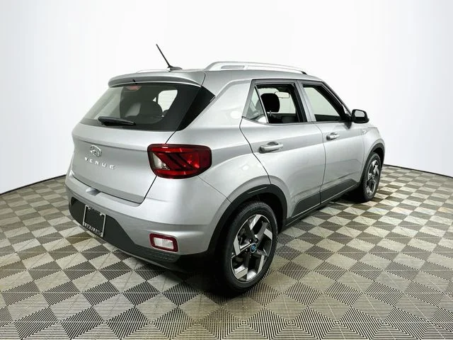 New 2026 Silver Hyundai SEL image 3