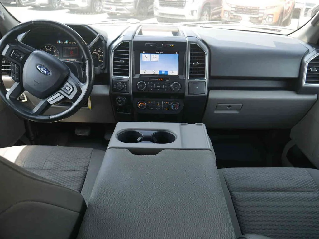 Used 2019 White Ford XLT image 4