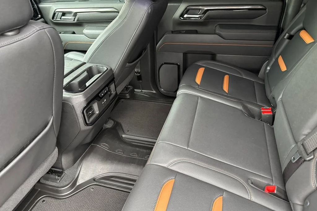 2025 GMC Sierra 2500HD AT4 - Photo 12
