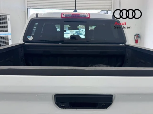 Used 2023 White GMC AT4 image 12