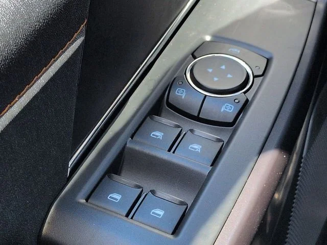 New 2026 Oxford White Ford Tremor® image 24