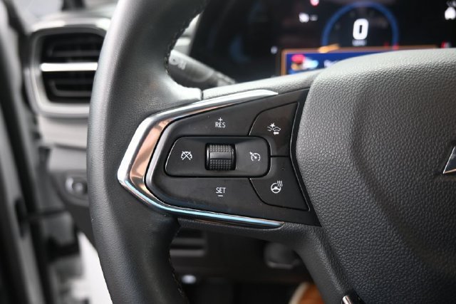 Used 2026 Summit White Chevrolet LT image 14